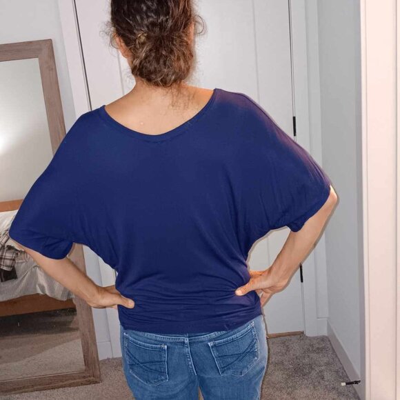Free To Live Dolman Blouse BLUE - Picture 2 of 2